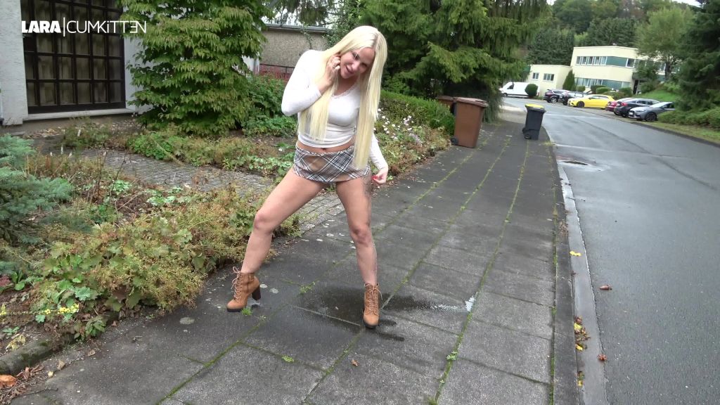 sexy foto nr. 10 von Slip vollgepisst | Willst du mein nasses PISS HÖSCHEN haben?