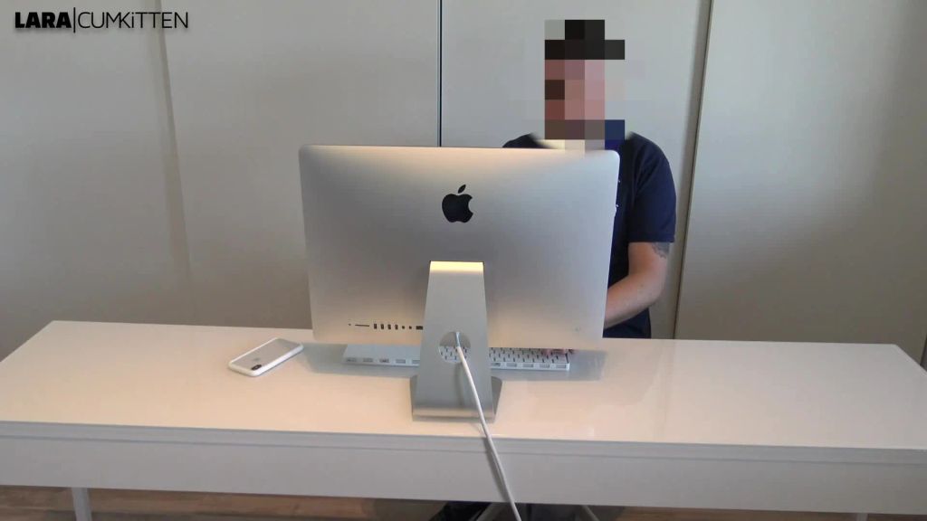 sexy foto nr. 1 von Büro Stiefel FICKSTÜCK | Nach Feierabend wird dreckig gefickt