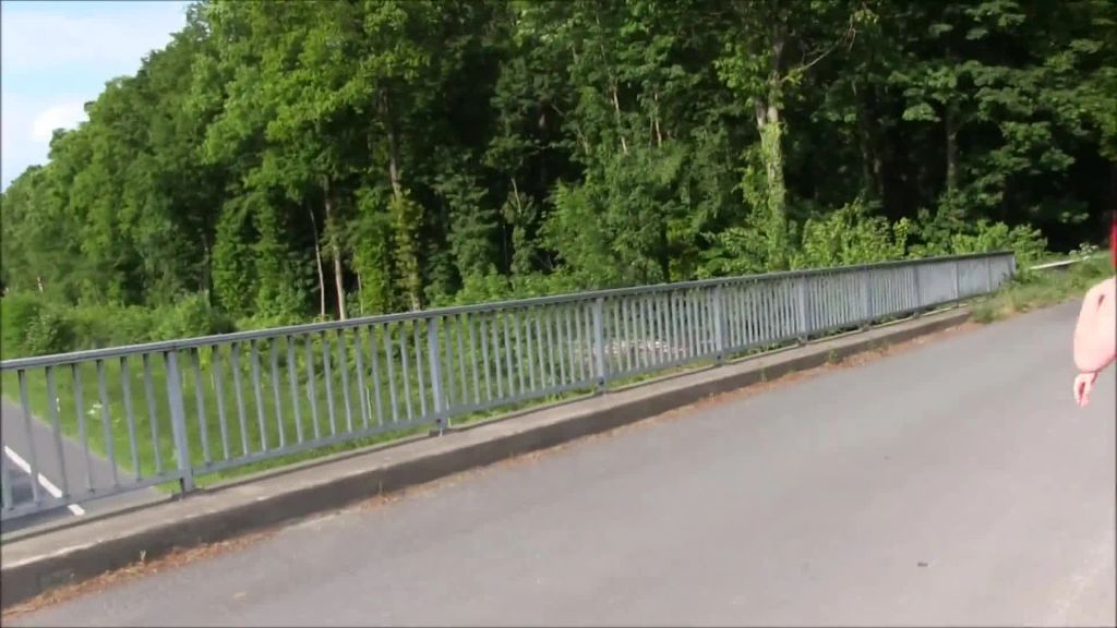 sexy foto nr. 4 von STAU Entertainment - Public Flashing rot blond