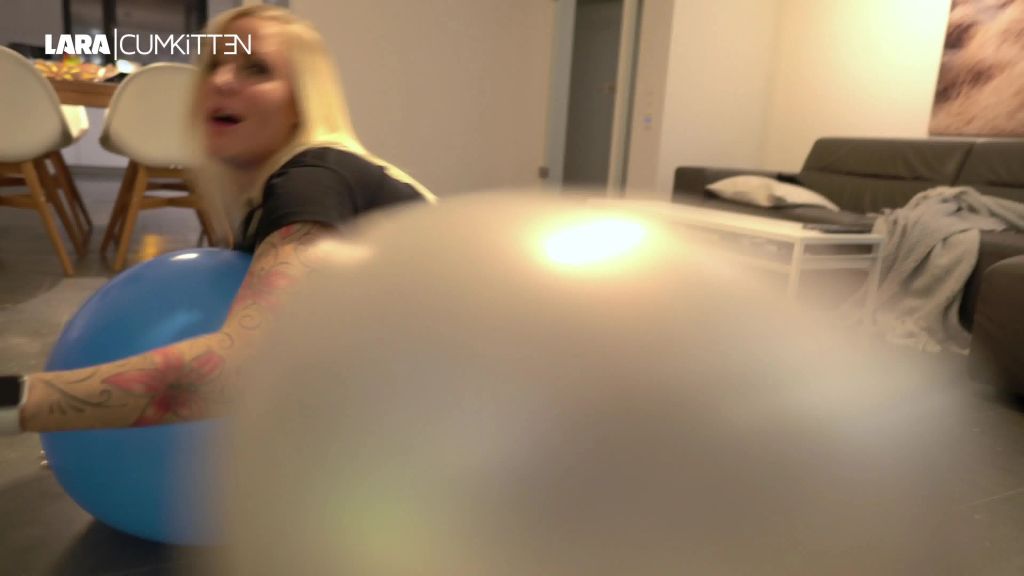 sexy foto nr. 9 von Ballon Orgasmus | Quietschen, blasen, reiben, platzen lassen