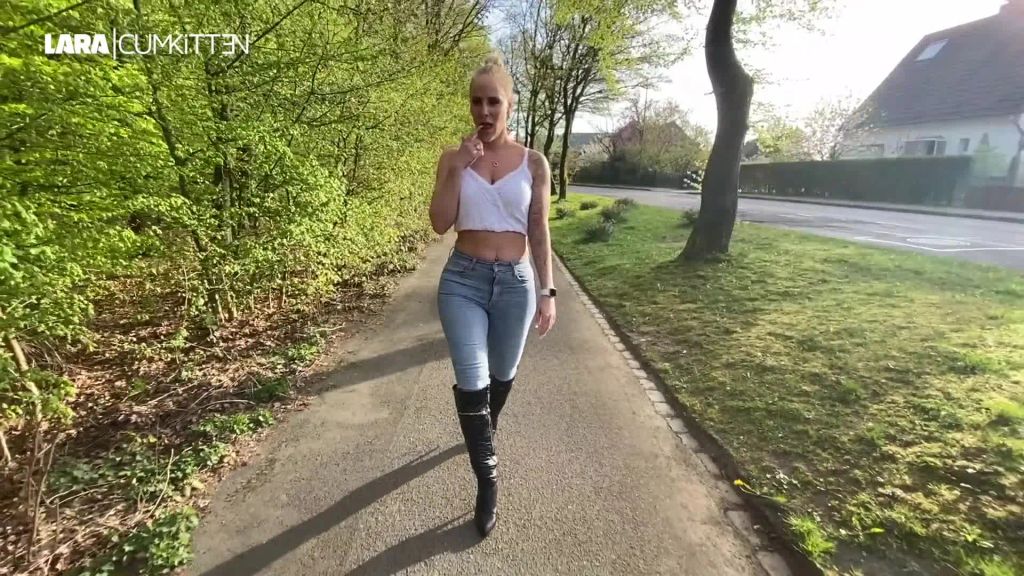 sexy foto nr. 1 von Massiver JEANS UND STIEFEL PISS | Total durchnässt gewixxt