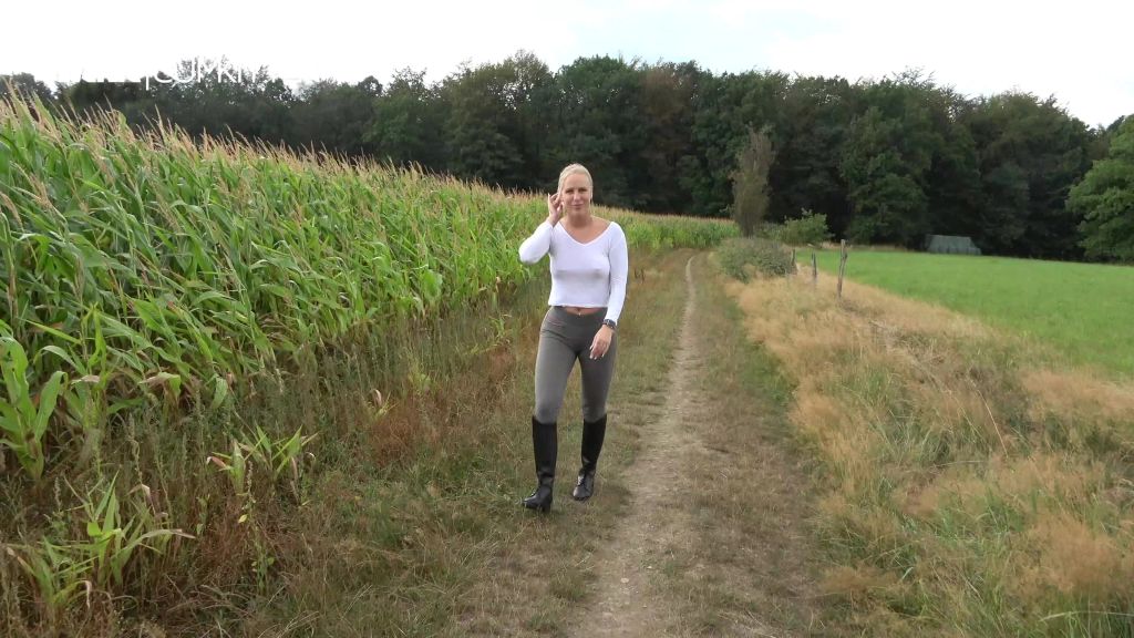 sexy foto nr. 1 von PRALLARSCH vollgespritzt | FICK MICH in meinen Reitsachen