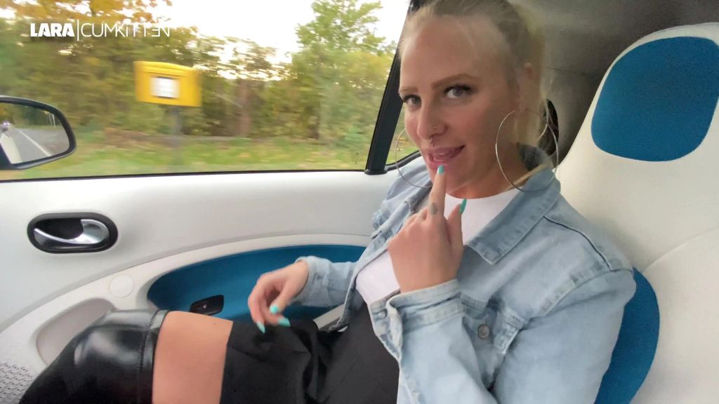 sexy foto nr. 2 von FICKEN per Anhalter | Stiefel Bitch SCHLUCKT alles weg