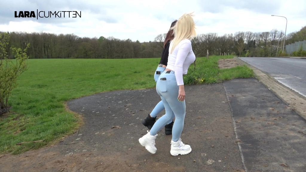 sexy foto nr. 1 von Freche JEANS Schlampen | Public EINGEPISST