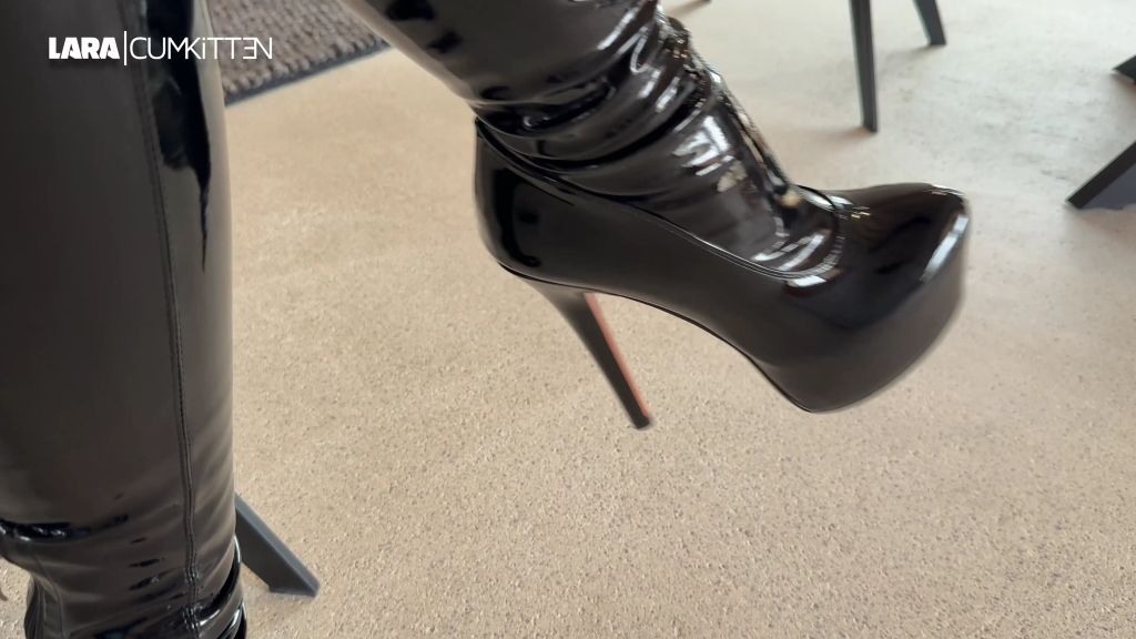 sexy foto nr. 4 von SKLAVEN WICHSANLEITUNG | Hast du LADY LARAS StrapOn verdient