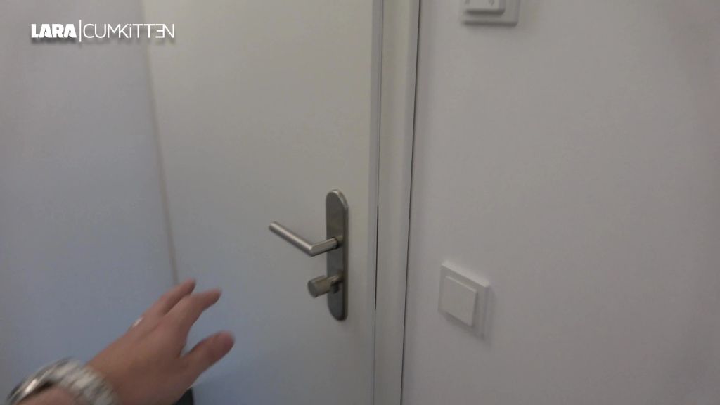 sexy foto nr. 1 von BUBBLE BUTT Spermaschlampe zum FICKEN gebucht | MEGA FACIAL
