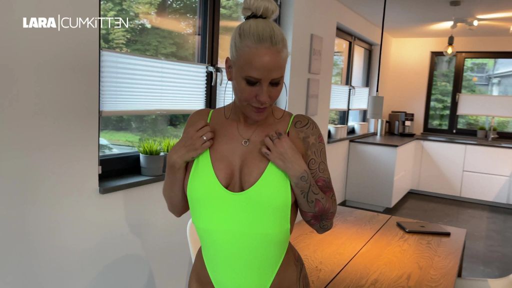 sexy foto nr. 2 von GYMNASTIK FICKSTÜCK | Benutzt und vollgespritzt