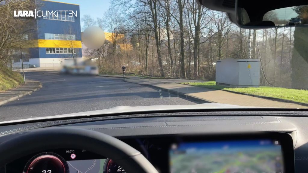 sexy foto nr. 2 von PARKPLATZ TREFF mit XXL Facial | FICK Service am Straßenrand
