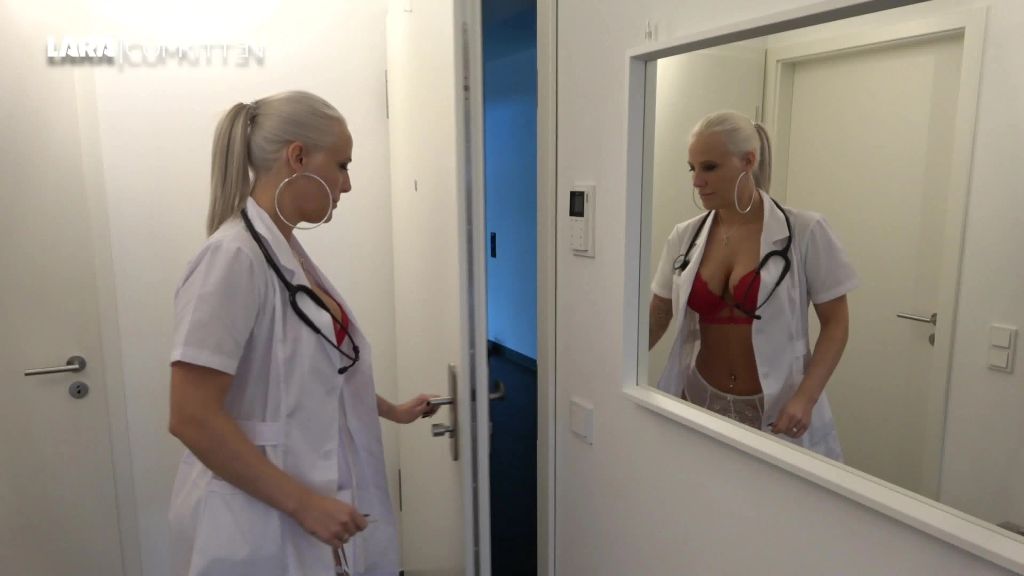 sexy foto nr. 2 von STANGENFIEBER Notfall Einsatz | FICK Therapie mit XXL FACIAL