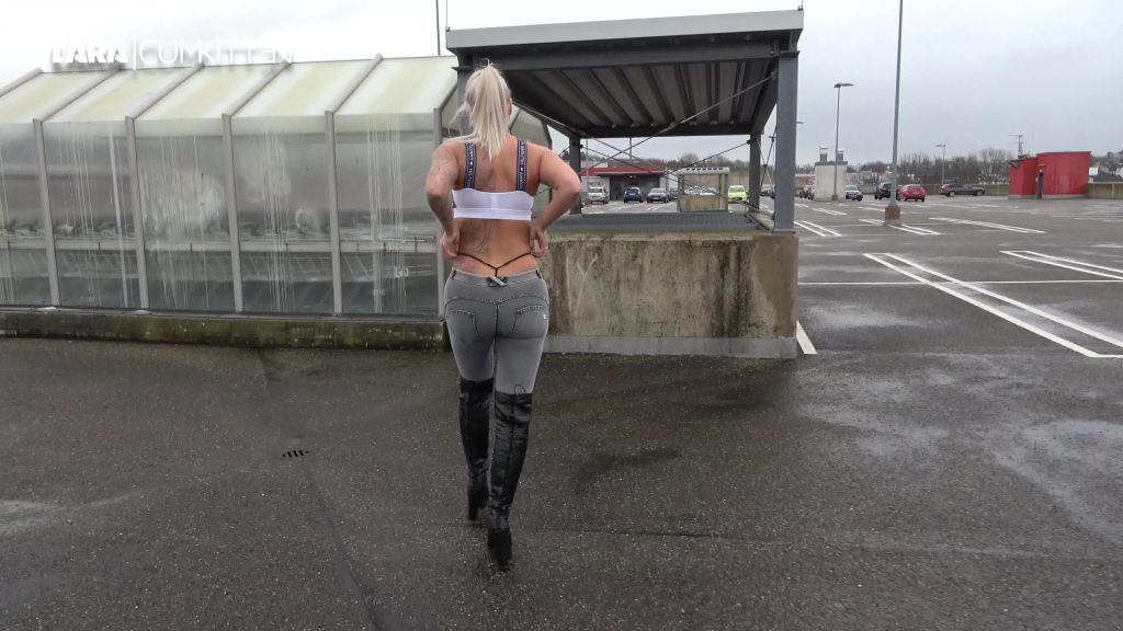 sexy foto nr. 2 von Praller JEANS FICK | Doggy ins Jeans FICKLOCH