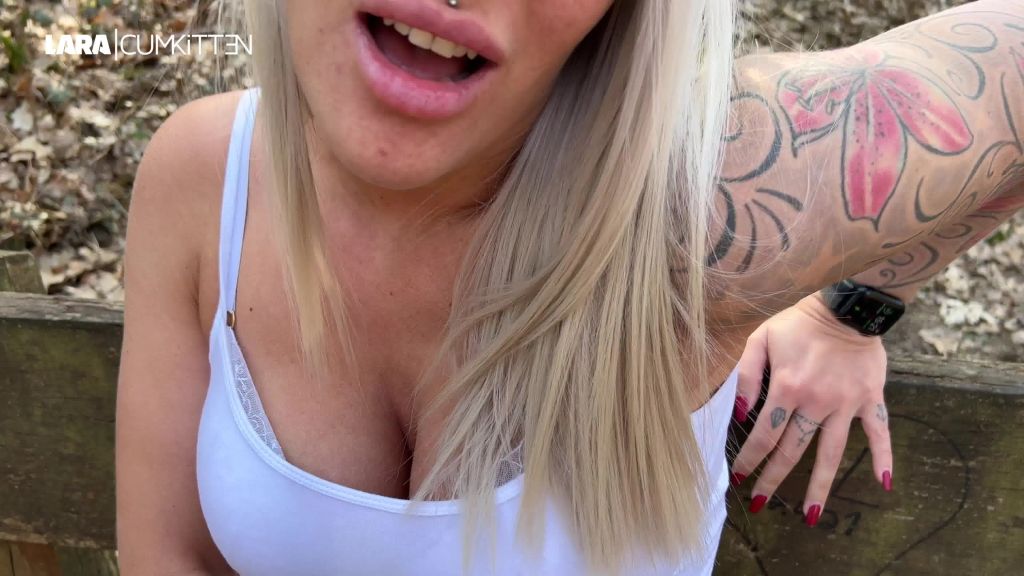 sexy foto nr. 9 von WILLST DU DABEI SEIN WENN ICH PISSE? | Schau zu und leck sie