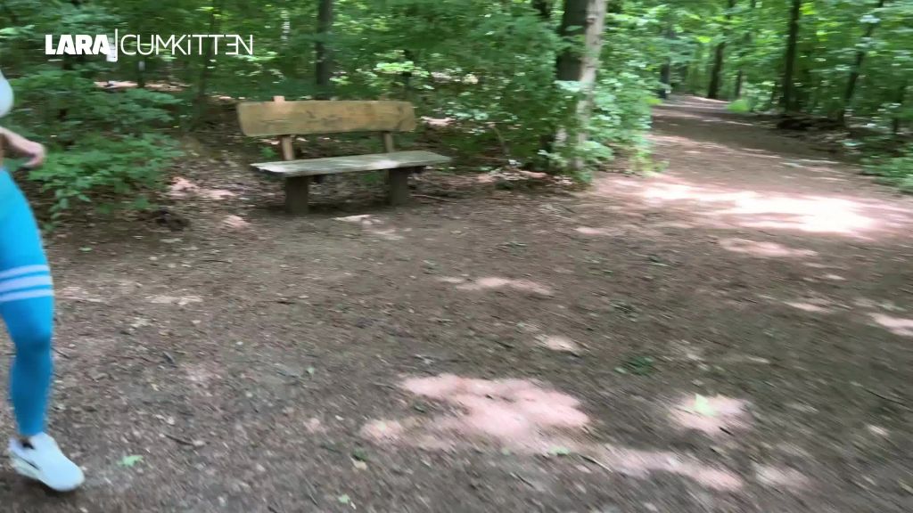 sexy foto nr. 3 von Triff mich zum FICKSPORT | XXL Eiweiss Shake weg GESCHLUCKT