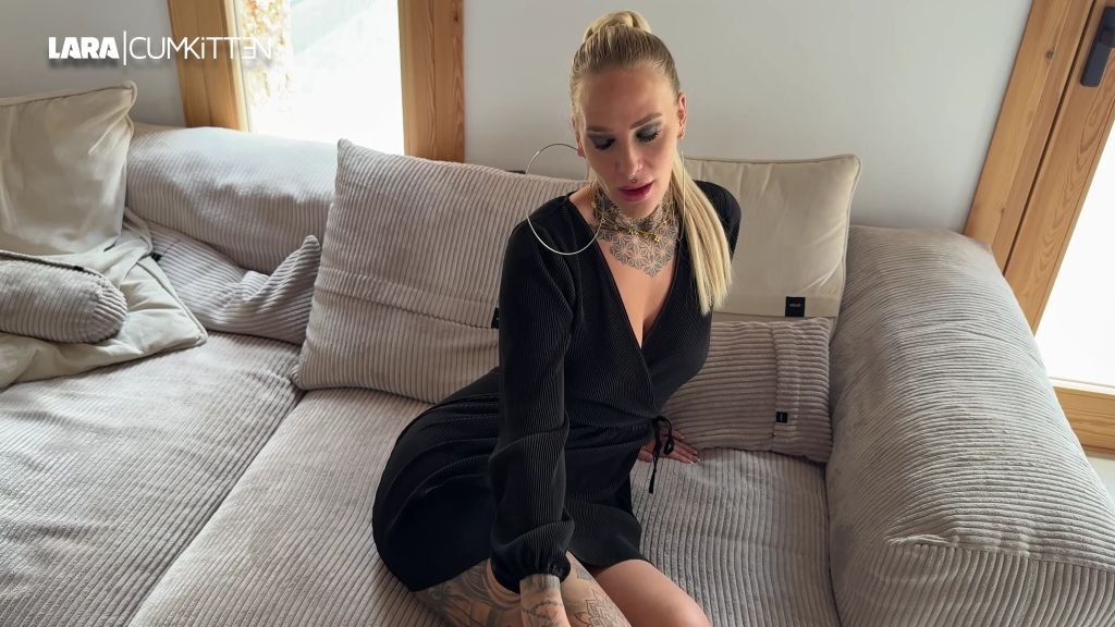 sexy foto nr. 3 von Mein geilster FOOTJOB mit XXL Cumshot | EXTREME HIGH-HEELS