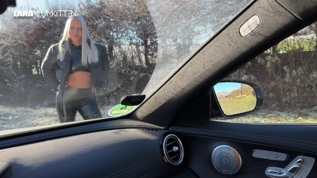 sexy foto nr. 2 von BUBBLE BUTT Hobbyhure zerfickt | Triff mich am FICKPARKPLATZ