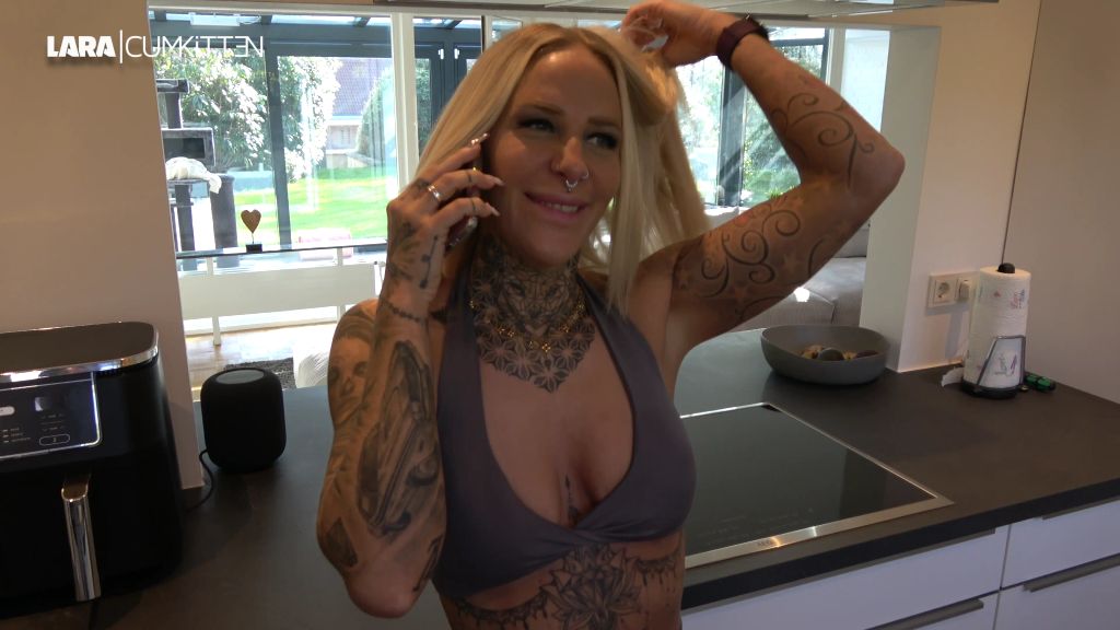 sexy foto nr. 1 von LECK meine verschwitzten FICKLÖCHER | PISS Tsunami Belohnung