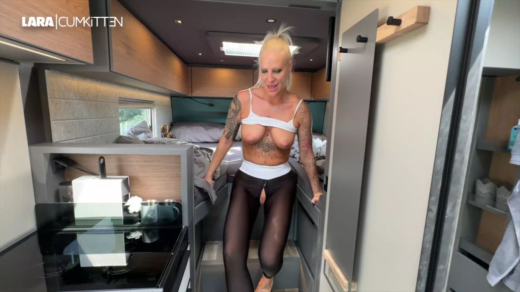 sexy foto nr. 8 von Hobbyhure an der A57 gefickt | Neue Schnellfick Leggings