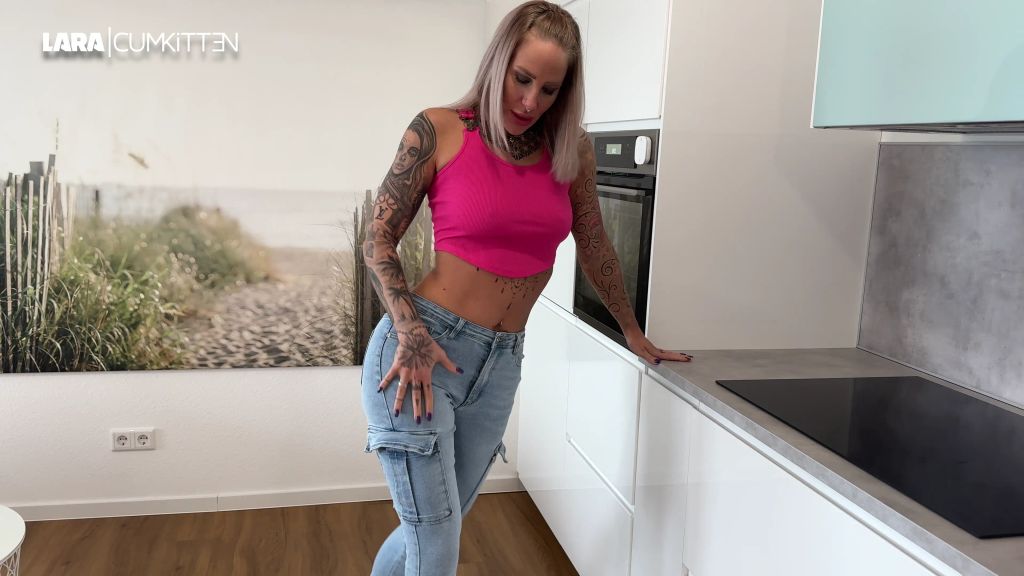 sexy foto nr. 2 von Voll in die neue JEANS GEPISST | NATURSEKT ohne Ende