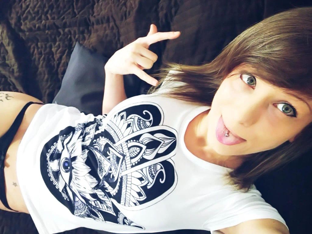 sexy foto nr. 6 von AliceKinkycat