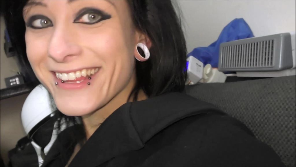 sexy foto nr. 2 von Heimlich gefilmt