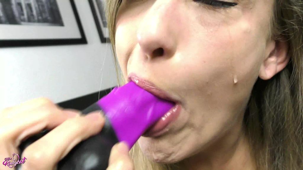 sexy foto nr. 6 von Fick mein Fickmaul - Wunschvideo
