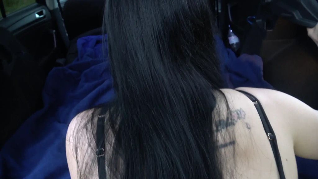 sexy foto nr. 7 von 20J. User mit XL Schwanz verpasst mir mega Facial!!!