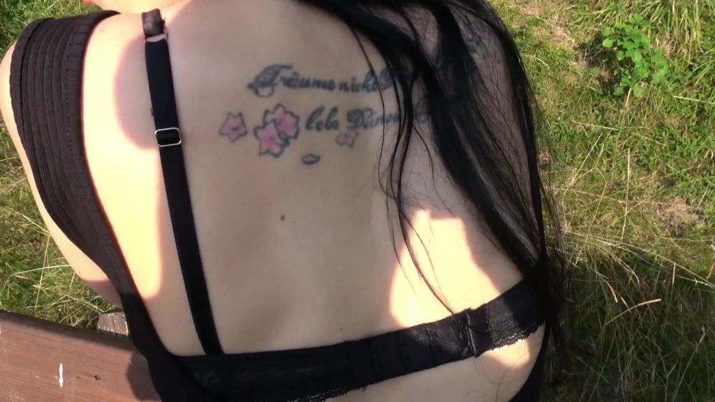 sexy foto nr. 6 von Riskante Verabredung-Slipübergabe läuft komplett schief...