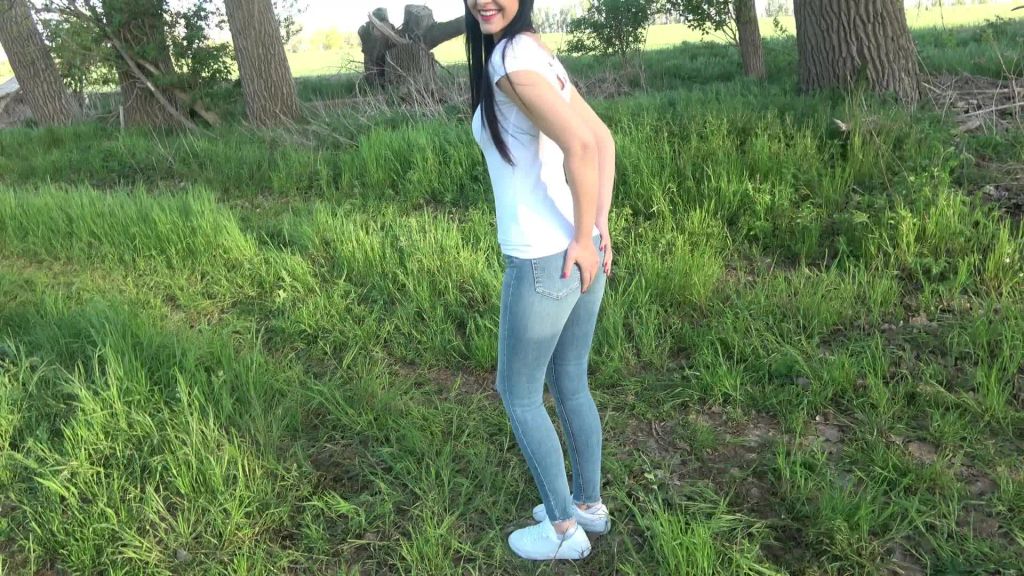 sexy foto nr. 1 von User-Jeans-Fick-Bitch!!!