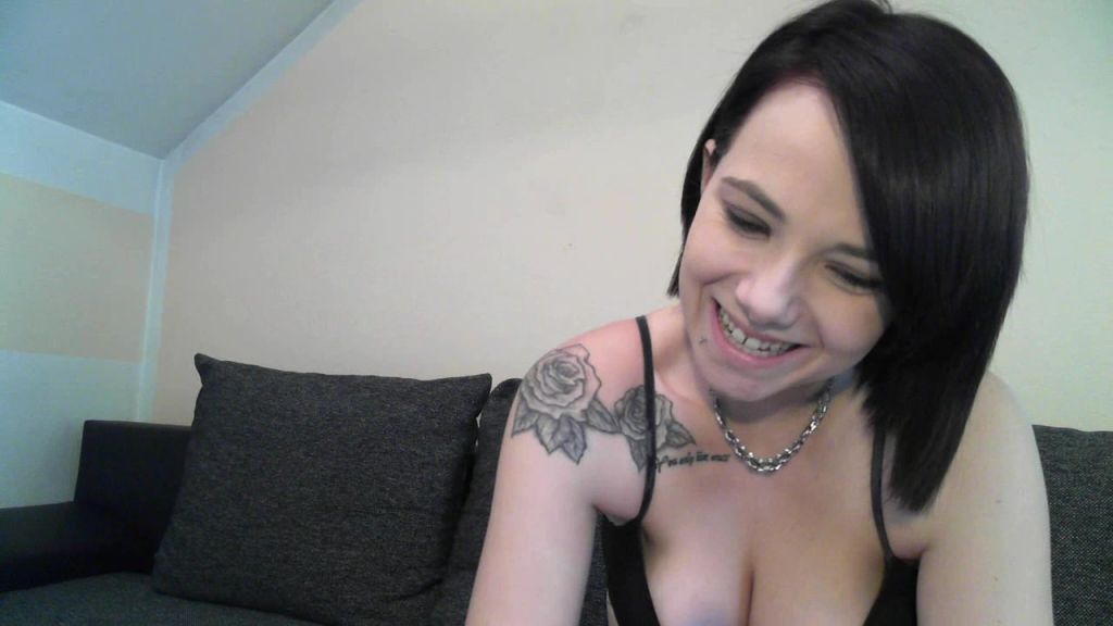 sexy foto nr. 2 von Neues Video :P