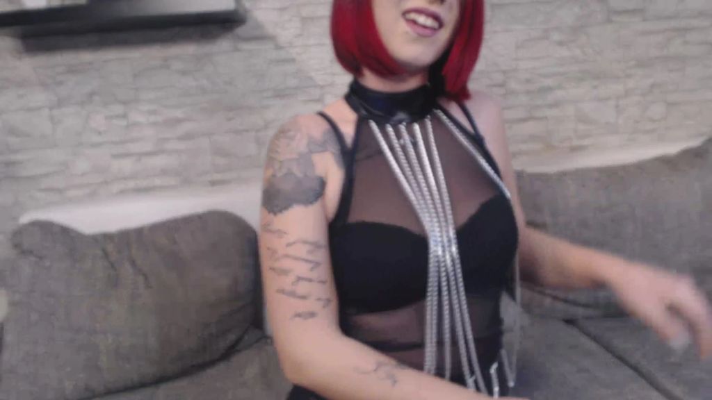 sexy foto nr. 5 von Deine Nina im sexy Wetlook Kleidchen