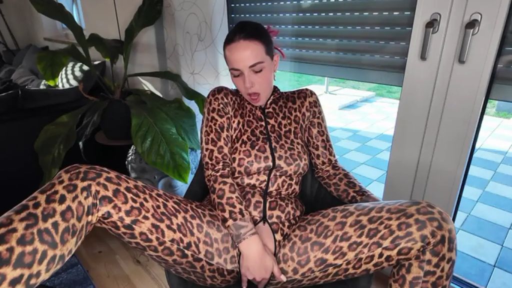 sexy foto nr. 7 von 🔥 Nackte Füße & eine feuchte, gierige Pussy