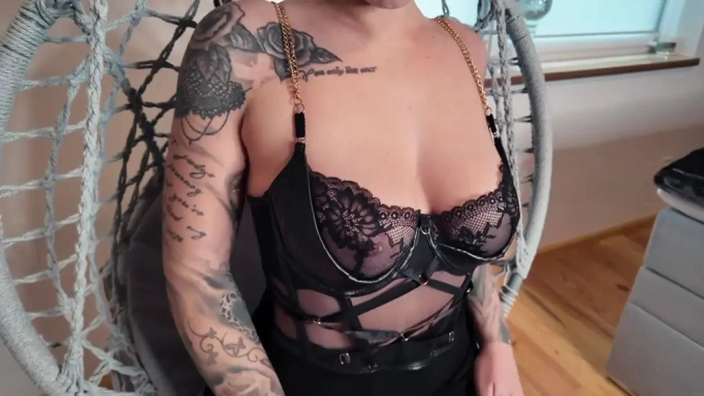 sexy foto nr. 10 von Heißer Höhepunkt in meiner Liebesschaukel! 🔥