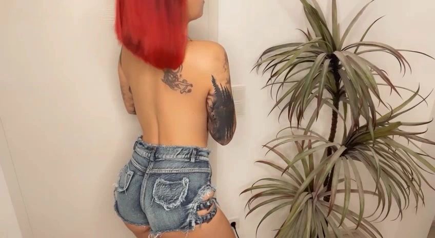 sexy foto nr. 4 von Titten-Komm damit gut in die neue Woche!