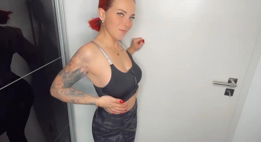 sexy foto nr. 3 von Arsch und Titten zum Wochenende!