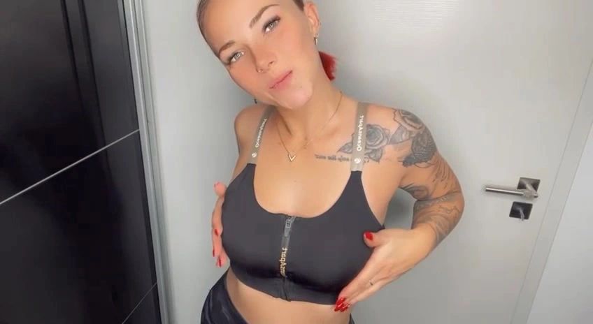 sexy foto nr. 4 von Arsch und Titten zum Wochenende!