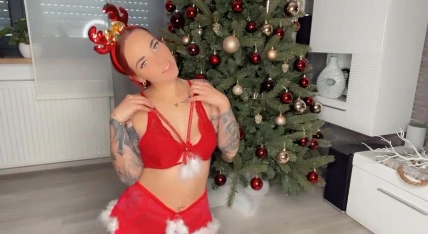 sexy foto nr. 4 von Deine Nina im s*xy Nikolaus!