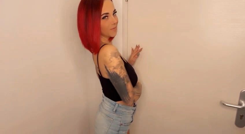 sexy foto nr. 4 von Kommst du vorbei und packst mich aus ?