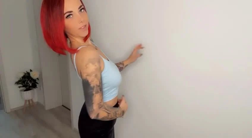 sexy foto nr. 1 von Komplett ausziehen?