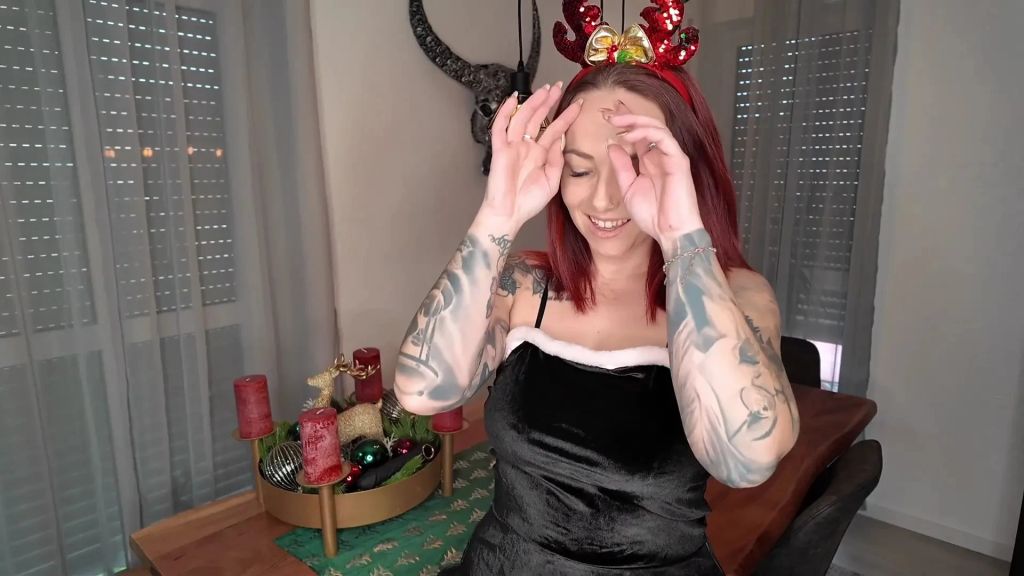 Zum ersten Advent gab es einen Dildo im Adventskranz !!