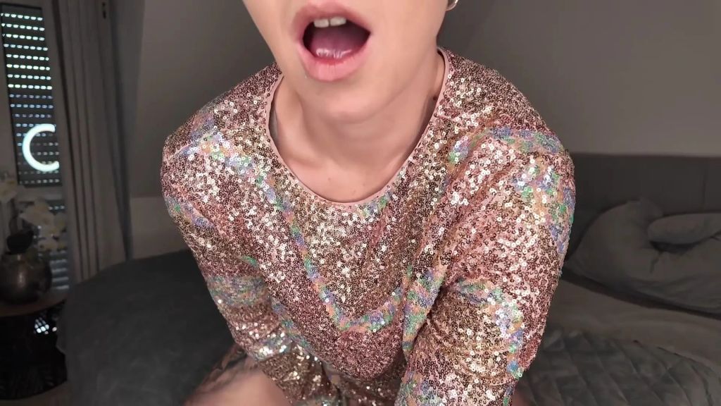 Ins neue Jahr geknallt ! Aber nicht mit Böllern , sondern...