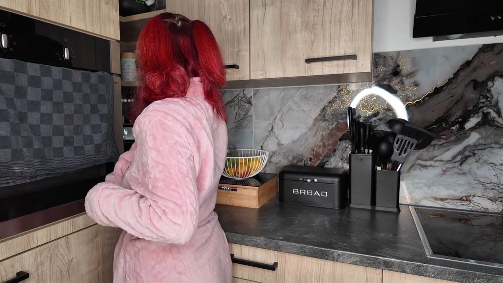 sexy foto nr. 1 von Mmmh, der perfekte Morgen-Start: heißer Kaffee und..........