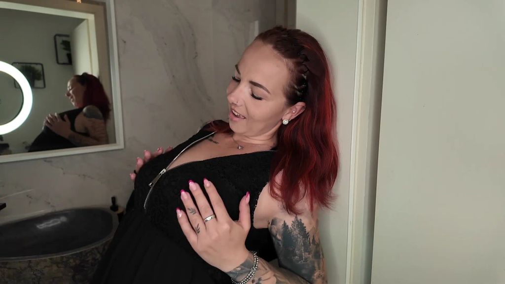 sexy foto nr. 1 von Vor dem Date meine Pussy gefingert !