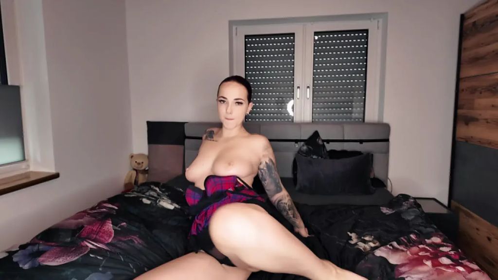 sexy foto nr. 4 von GEILE 5 MINUTEN BETTSPIELE!!!