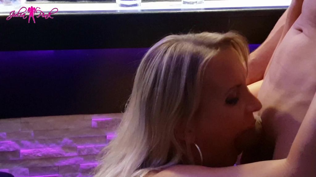 sexy foto nr. 4 von Vom Barkeeper erwischt