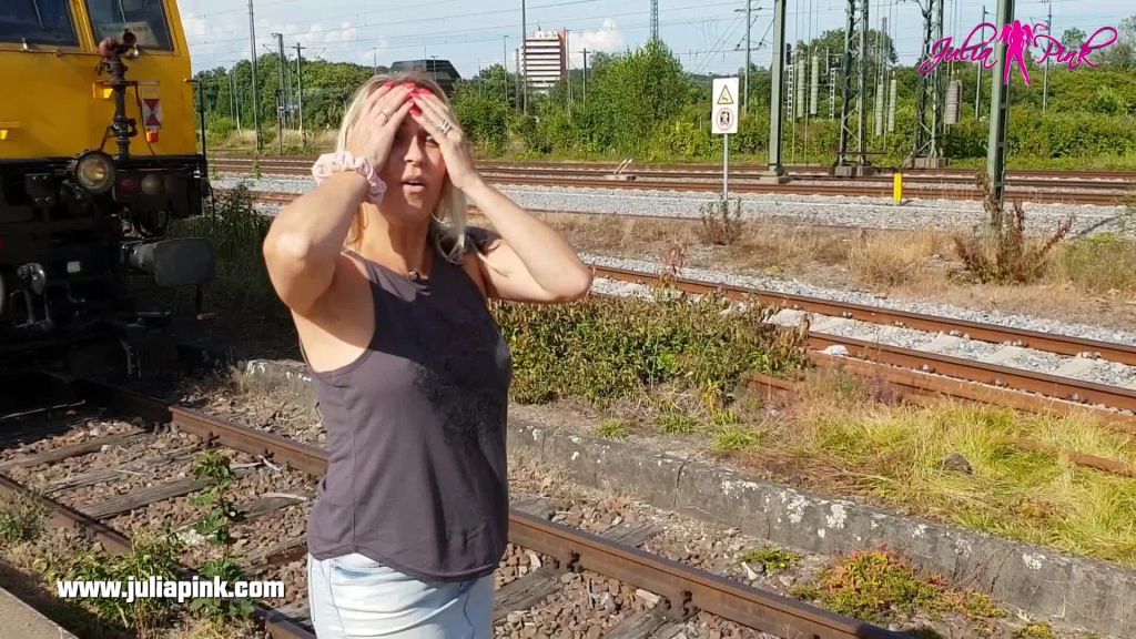 Auf dem Bahnhof gepisst und 2 weitere geile szenen