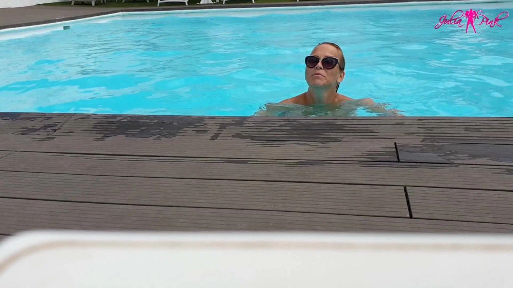 sexy foto nr. 2 von Hotelgast AO und voll auf die Fotze gewichst
