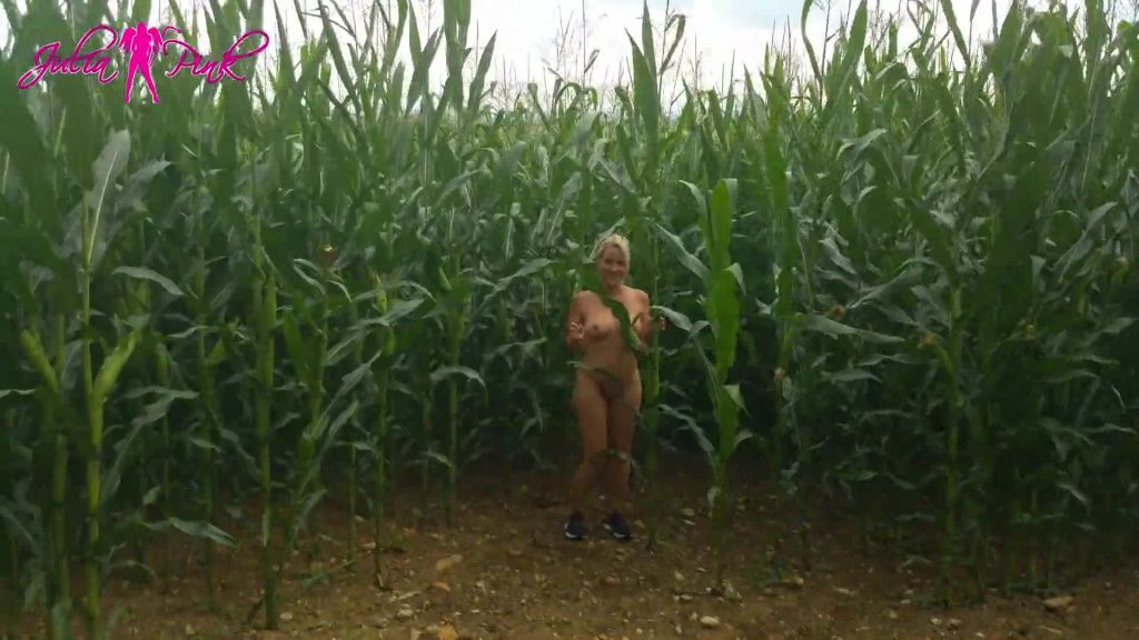 sexy foto nr. 1 von Einfach geil ins Maisfeld gepisstt