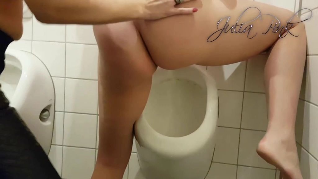 sexy foto nr. 7 von Mein erstes mal FREMD pisse geleckt
