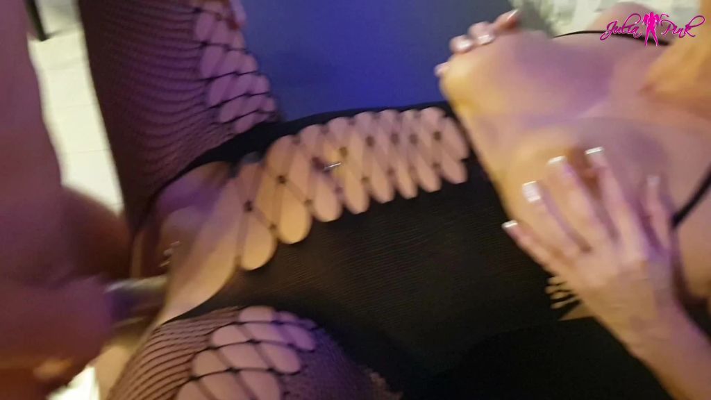 sexy foto nr. 5 von Wichs mir auf die Stiefel du Schwein
