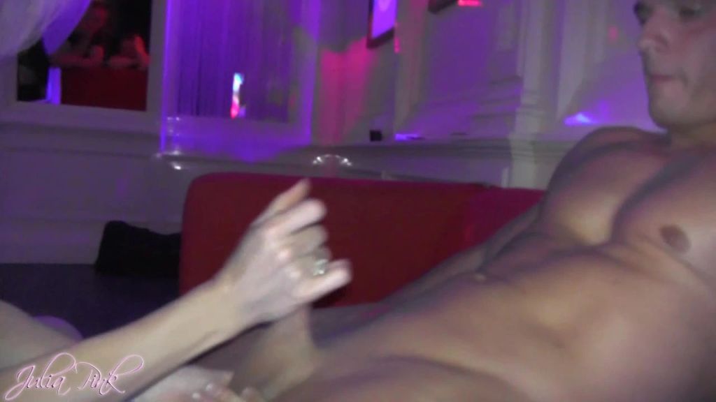 sexy foto nr. 3 von Im Swingerclub vernascht