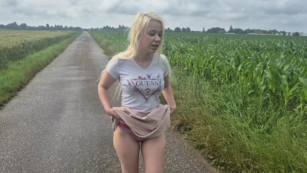 sexy foto nr. 5 von Outdoor pinkeln